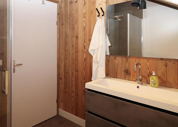 2 Bedroom Beautiful In Afritz Am Vakantiehuis *